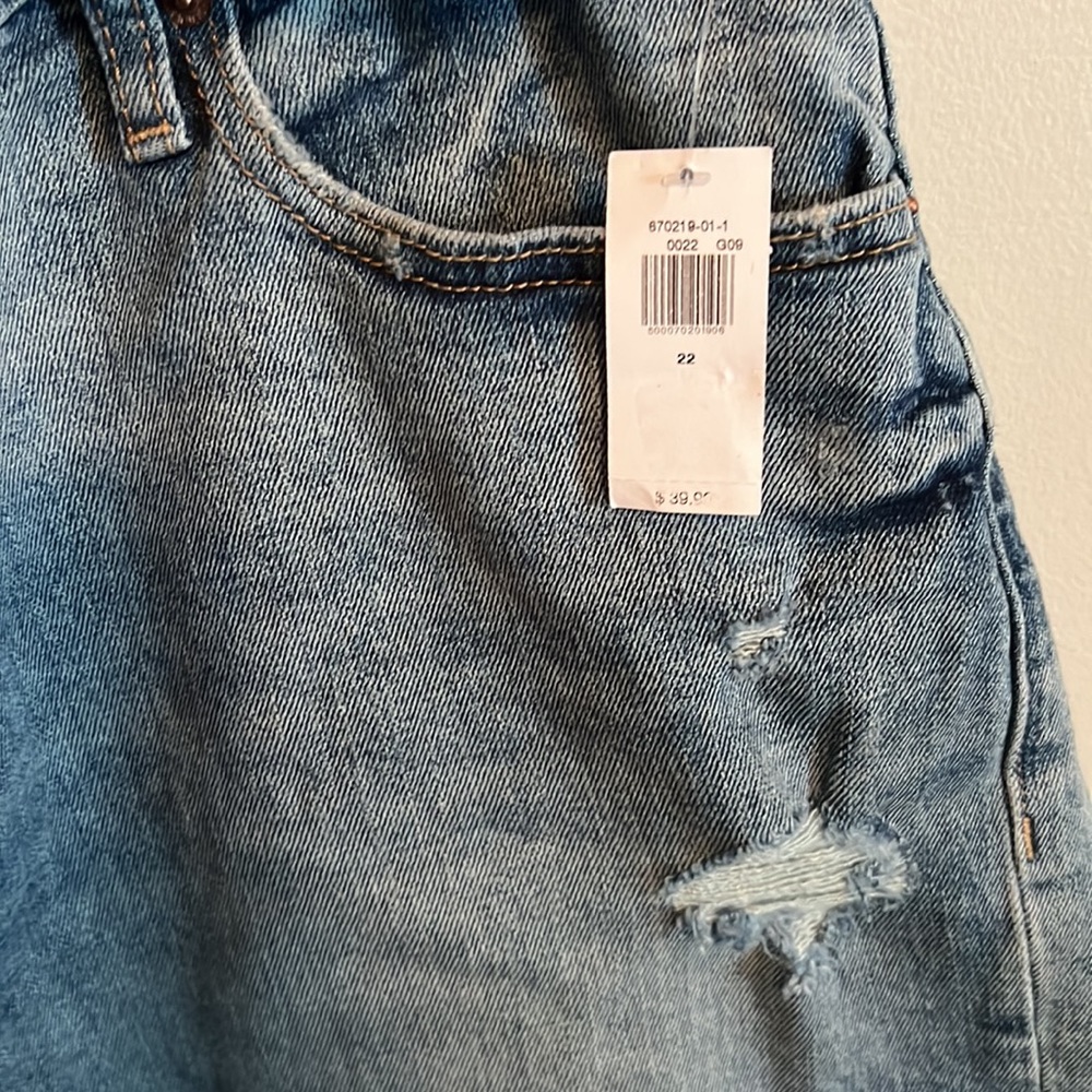 High Rise Jean Shorts - Picture 2 of 4